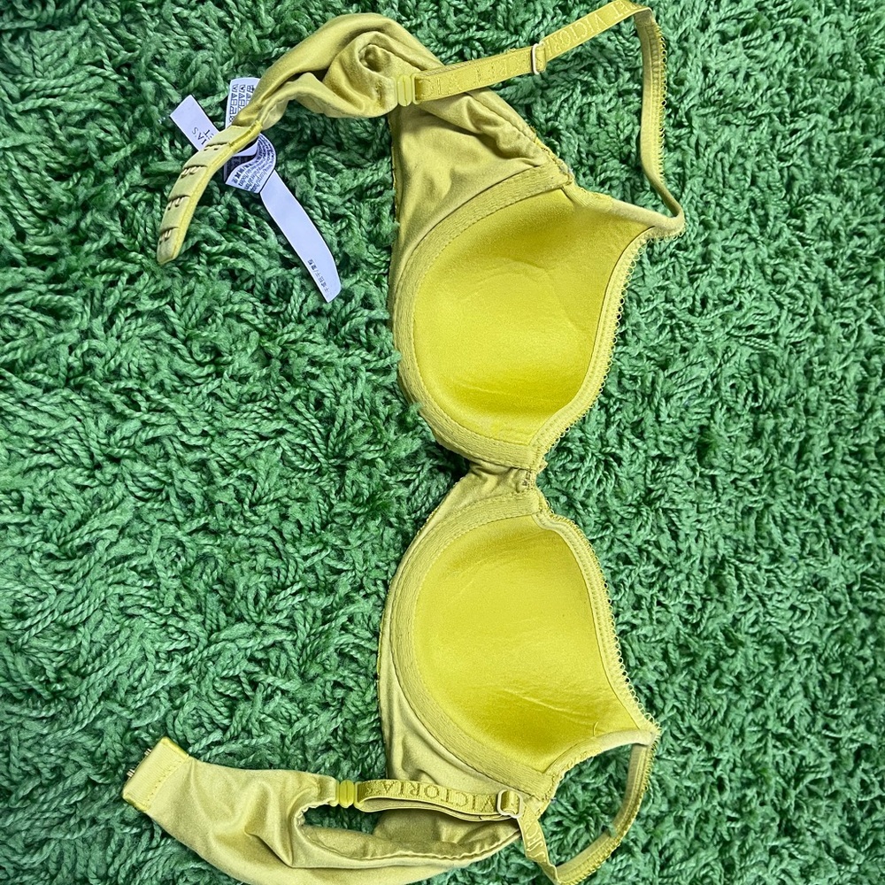 I 💗 OFFERS! Victoria's Secret Lace Bra - Vibrant Yellow - Picture 2 of 6